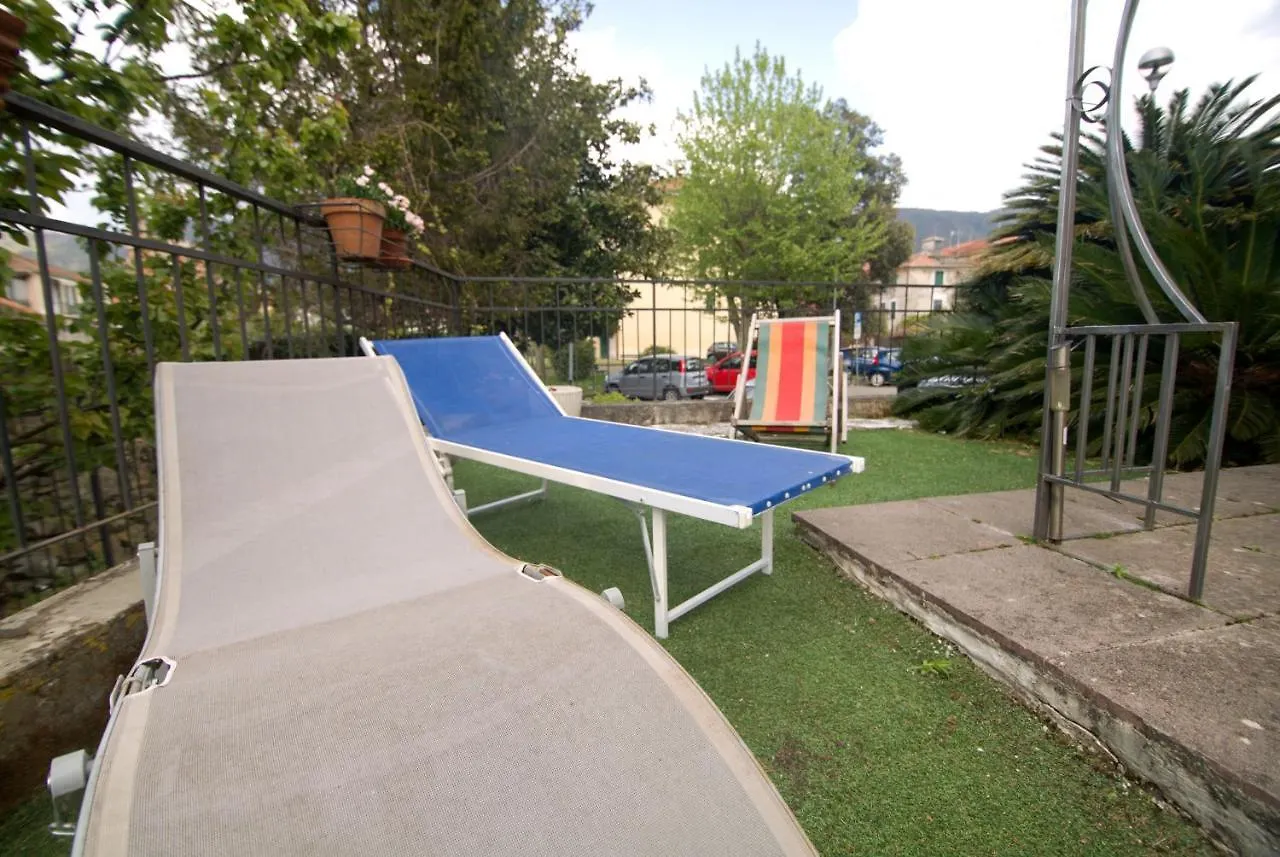 Noemi Apartment 5 Lands Paradise Levanto