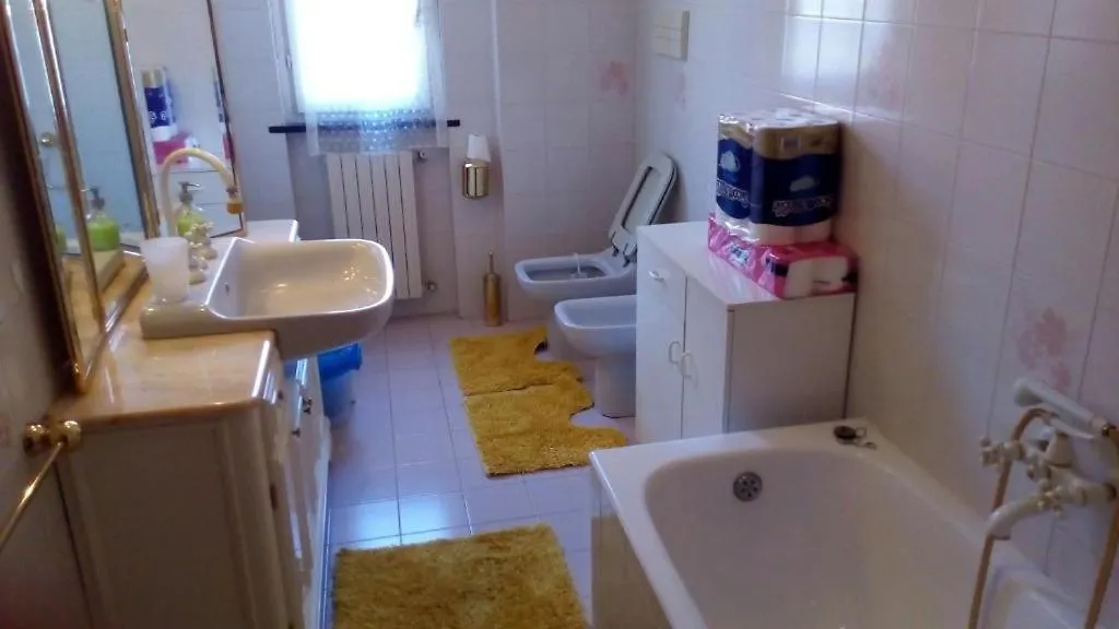 Noemi Apartment 5 Lands Paradise Levanto 0*,  Italie