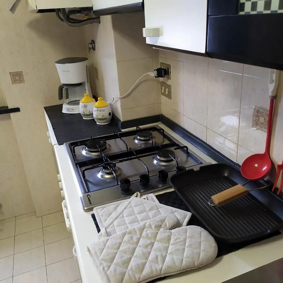 Noemi Apartment 5 Lands Paradise Levanto 0*,