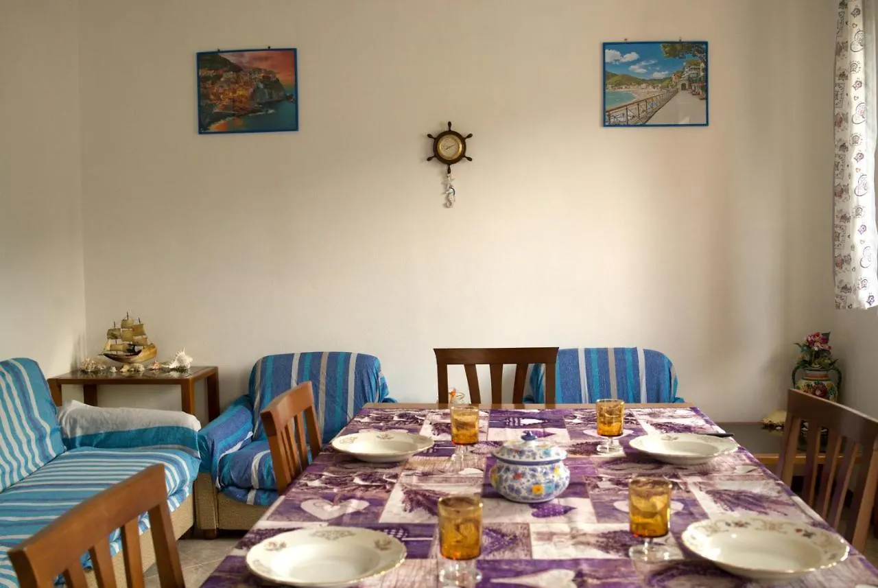 Noemi Apartment 5 Lands Paradise Levanto